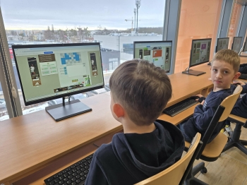 12695471-03ca-4e83-8d49-72487990f79f