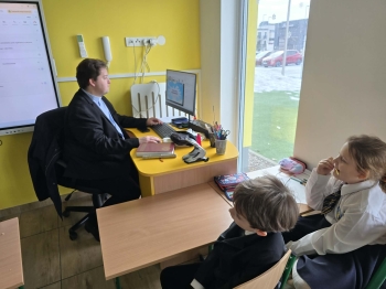 18f9fde5-e521-45bc-966c-65ae4241d6aa