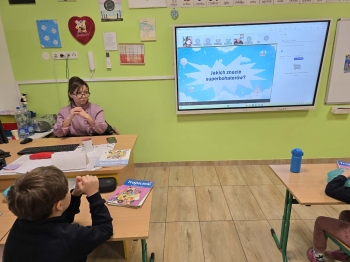 c74fa80e-f510-45c4-8c67-621298c6fad6