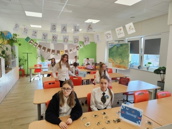 ef728fe4-c0c3-420a-ab47-00c48df86877