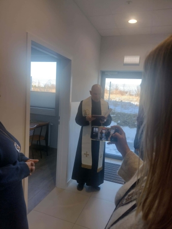 b56a5171-cdce-4786-b2fa-c19925401666