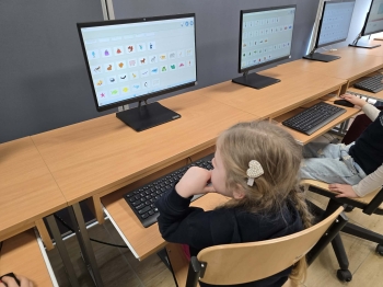 10a8012b-221c-46c7-aaee-33afa2e24204