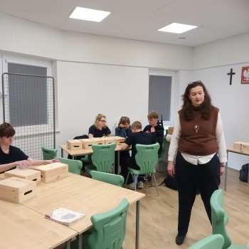 fb15bb8f-3a8d-4125-a7b3-1f9d66d70c4b