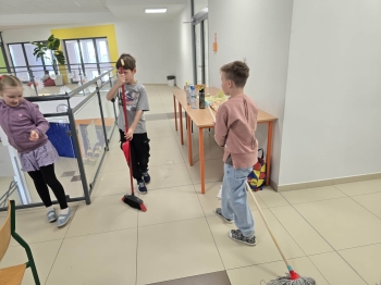 8a6e4b3d-83a2-48e6-93da-79cb95a41872