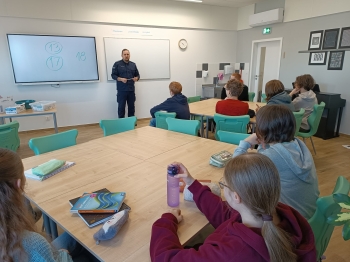 5e823884-92e6-4389-b0a9-55c5c9a56c19