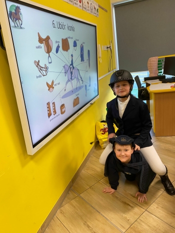 0018ab34-590a-4754-9221-9d34cb1f1686