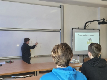 381e3082-d2ef-4a4e-974f-0b14e4253492