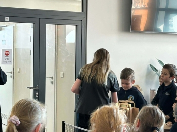 e8577b4d-d4b6-4fcf-b394-dc369cf83404