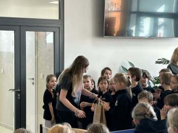 fd4b1a2d-52f5-461d-a9f1-a9aa8a76d3e1