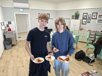 dc88f2f2-486d-4a1b-9ccb-3301cbcee881