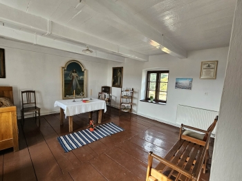 f835544f-b474-4980-88bb-9cf975e3d1d0