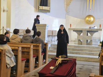 54cf2cad-411b-4ffb-8876-bcaa8ab5bc95