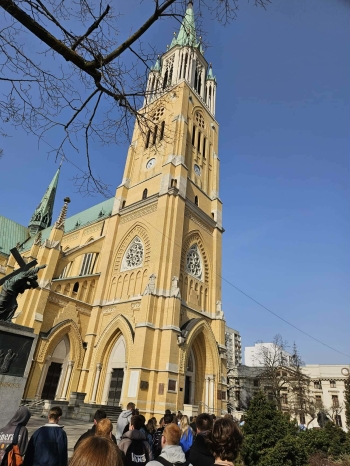 5481bddb-a86b-4b70-b1c7-7c2e2f832d15