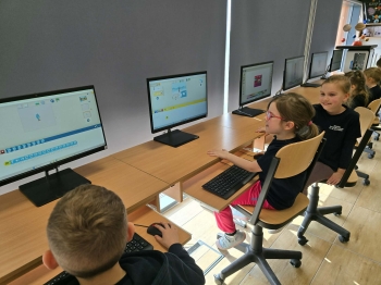 a26f744a-3bdc-421f-9a1a-7a4a82f60dcd