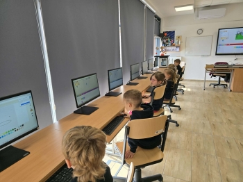 39a86a9a-074b-45a3-8b3f-ffc09cc598df