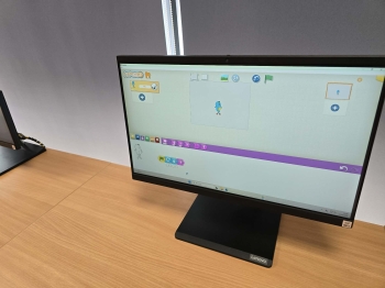 d24c9330-bbd8-4a33-bafc-a0e2496f2ef2