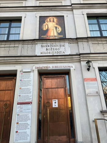 5a34a131-9fa4-4bfc-b49a-69ea3c04a51c