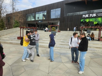 691121f3-b267-48b8-9b54-c06f5f1745f8