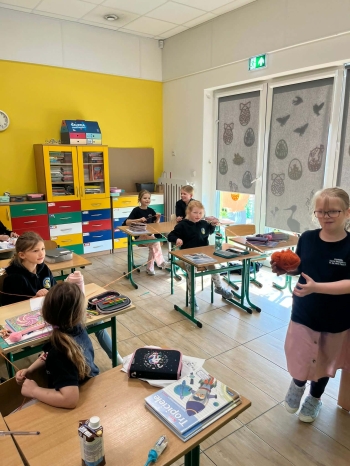 44996923-4d7a-4502-9232-64d02b5c8e12