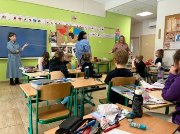 4acf330b-67d7-4983-b647-41a3a5312961