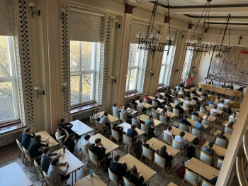 ac5e2579-43ee-4609-977b-1f38c9672946