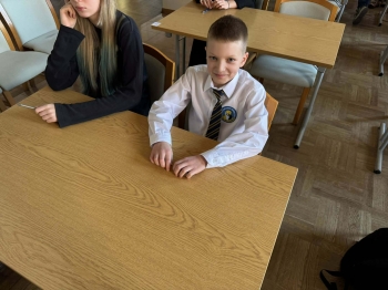 ab4ef617-14e8-4bcd-a951-a87ea0f7f53d