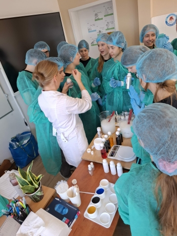 96d66a33-9d71-4e8c-b38b-955f5ea44f35