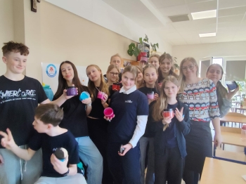 c32892cf-eb35-46fb-a694-d2490c4f22e8