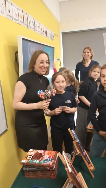 a09fd4f6-a50d-460e-9aff-2ed20ba038c0