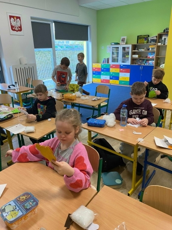 d84d5629-9ad7-4122-8c62-f5d5c401b21a