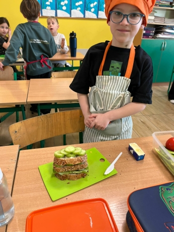 623a0e4c-e882-483a-acd6-027264bfdc72