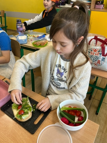 7e1abd80-25b6-4149-958f-d82019e6cdbd