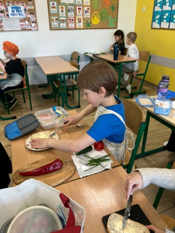 ddc71232-fabb-4608-a525-e80c6cc5e684