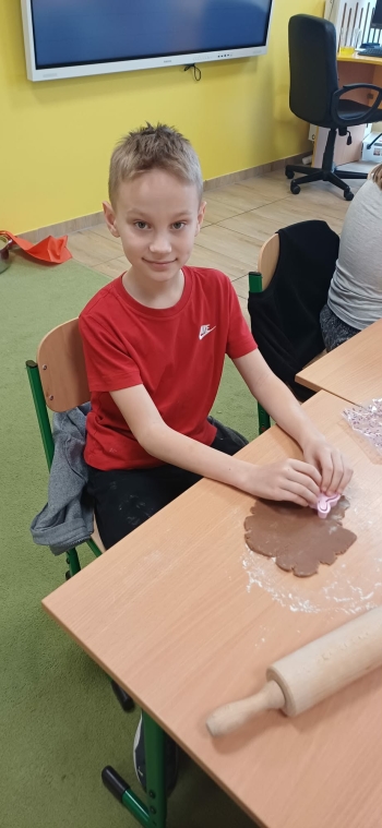 7bba3f79-5a87-4de8-8aa4-b1f2898fff38