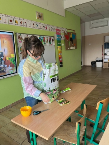 f89626dd-9b1e-4a57-803e-aacd9299eb02