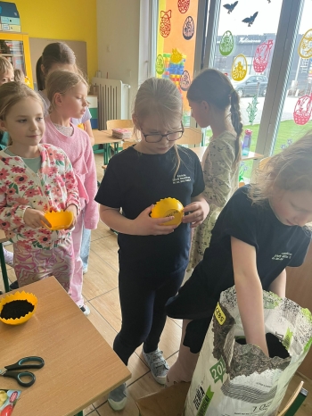 21420154-621d-4e0f-8f2e-45a1480dfc07