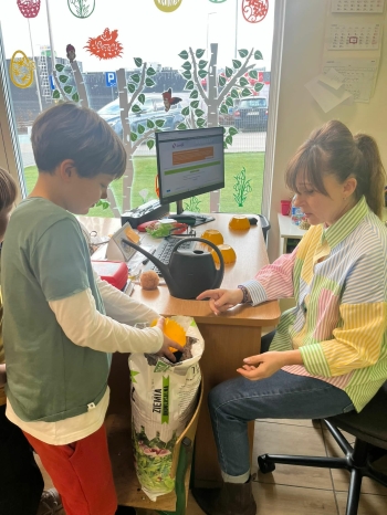 8ab9f3bb-b636-4f45-94ba-8490379fad65