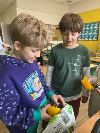 a34d5cb9-66a4-4ae0-ab51-6de7d0d99c8f