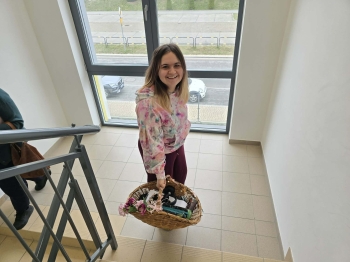 354c495c-6d0b-4dc3-bfd0-0c7b852add95