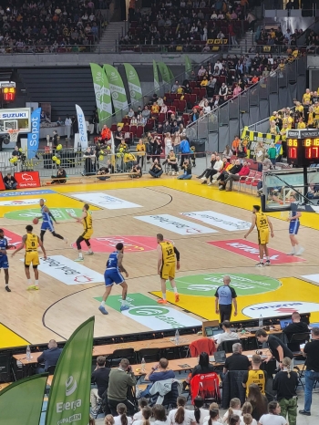 b17c4c15-f2a8-4e7e-adcd-8726ffed15d3