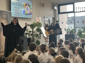 1b4a52aa-5f18-4aa8-843a-ec1530911e0a