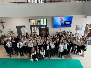 dc7f4272-29b7-4733-af93-d065401cf497