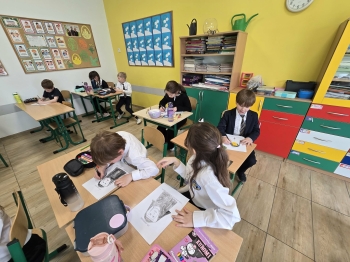 f25b2bb1-01b2-4abd-a229-15188b85af2a