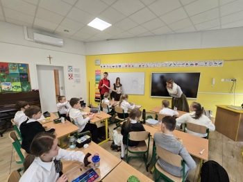 f66b7701-8023-4ea6-a519-99079f0eab95