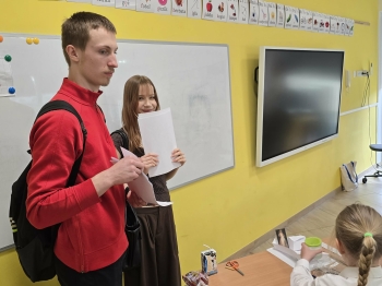 ee4bd2d6-6730-4c5a-bb03-320a889d225d