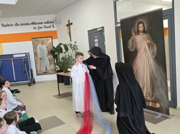 7ad0f56c-f3cc-4c51-8a95-3016cd63a286