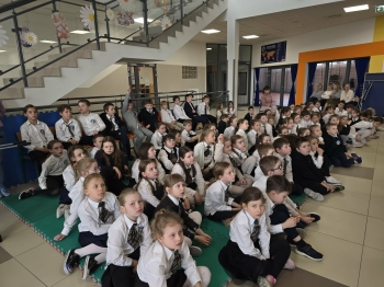 64d1d313-7cbd-48ed-ad94-90369dc8f294