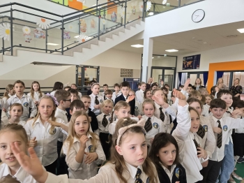 f9613d7b-04f3-4a8f-8c4e-6900ddf98da2