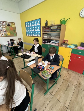 19ce71be-496f-45d7-98dc-80d3c1a7e571