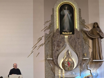 ad555cc0-0574-49be-92e0-cfc589e796e3